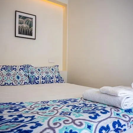 Sunny Bica - Downtown Large Apartamento
