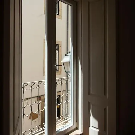 Sunny Bica - Downtown Large 公寓