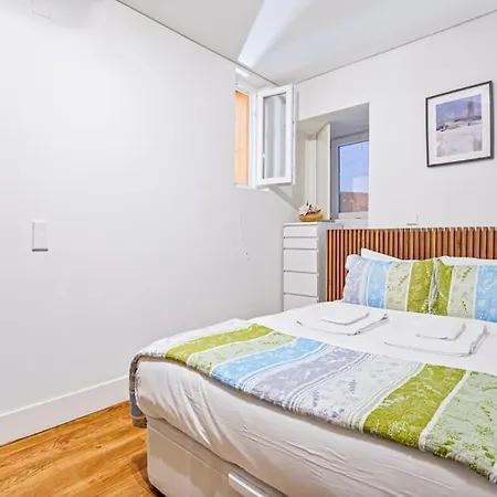Apartment Sunny Bica - Downtown Large Lissabon